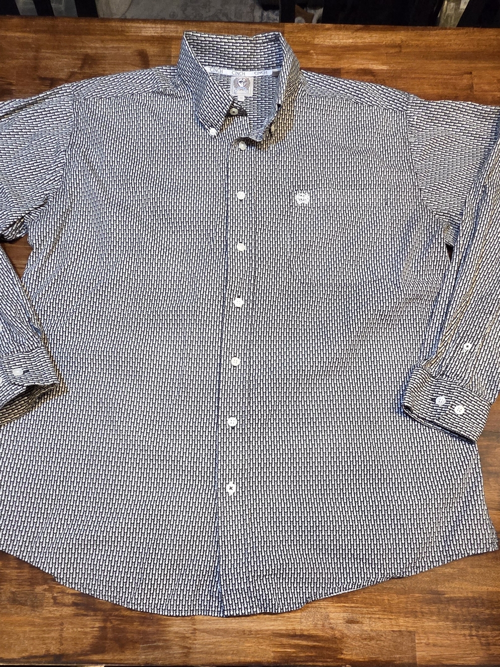 Cinch Western Dress Button Down Fish Bone Pattern Size M Embroidered Cowboy